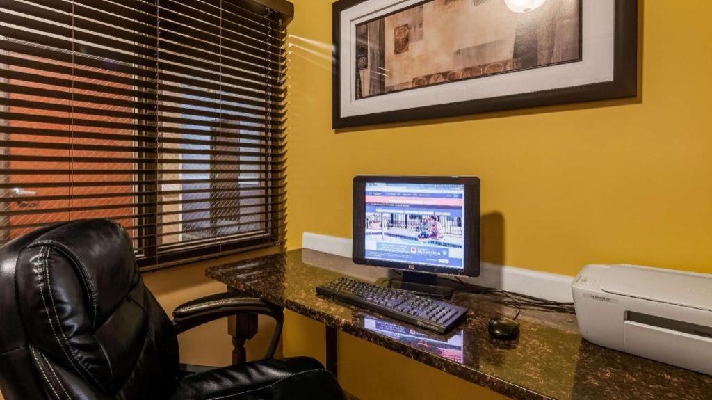 Ephrata Best Western Rama Inn מראה חיצוני תמונה